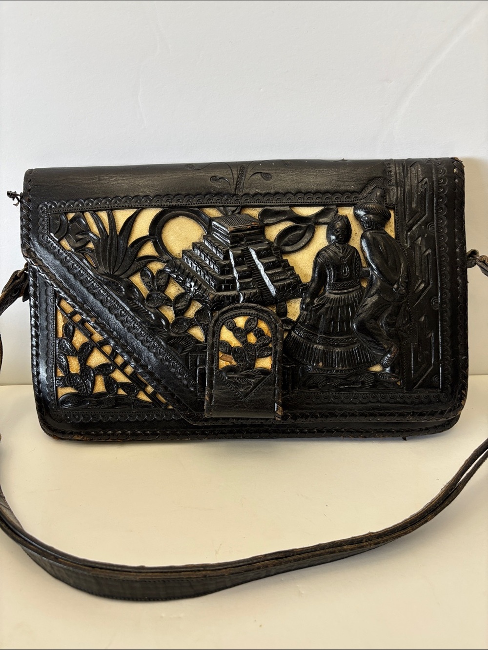 Hand-Carved Mexico Black Leather Crossbody Bag with Cream Inlay